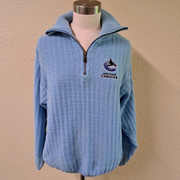 NHL Canucks ladies zip up sweater - Picture 1 of 9